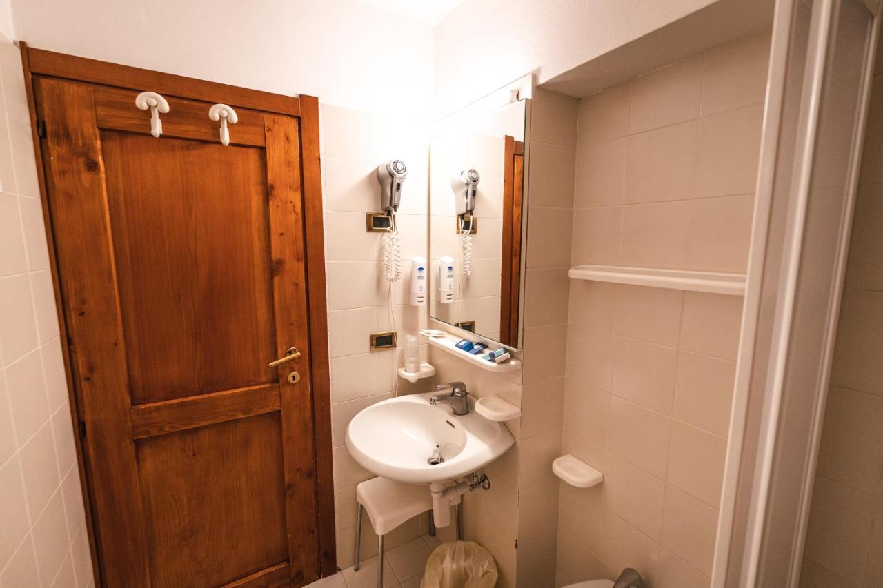 Smart Hotel Renzi Folgarida Exteriör bild